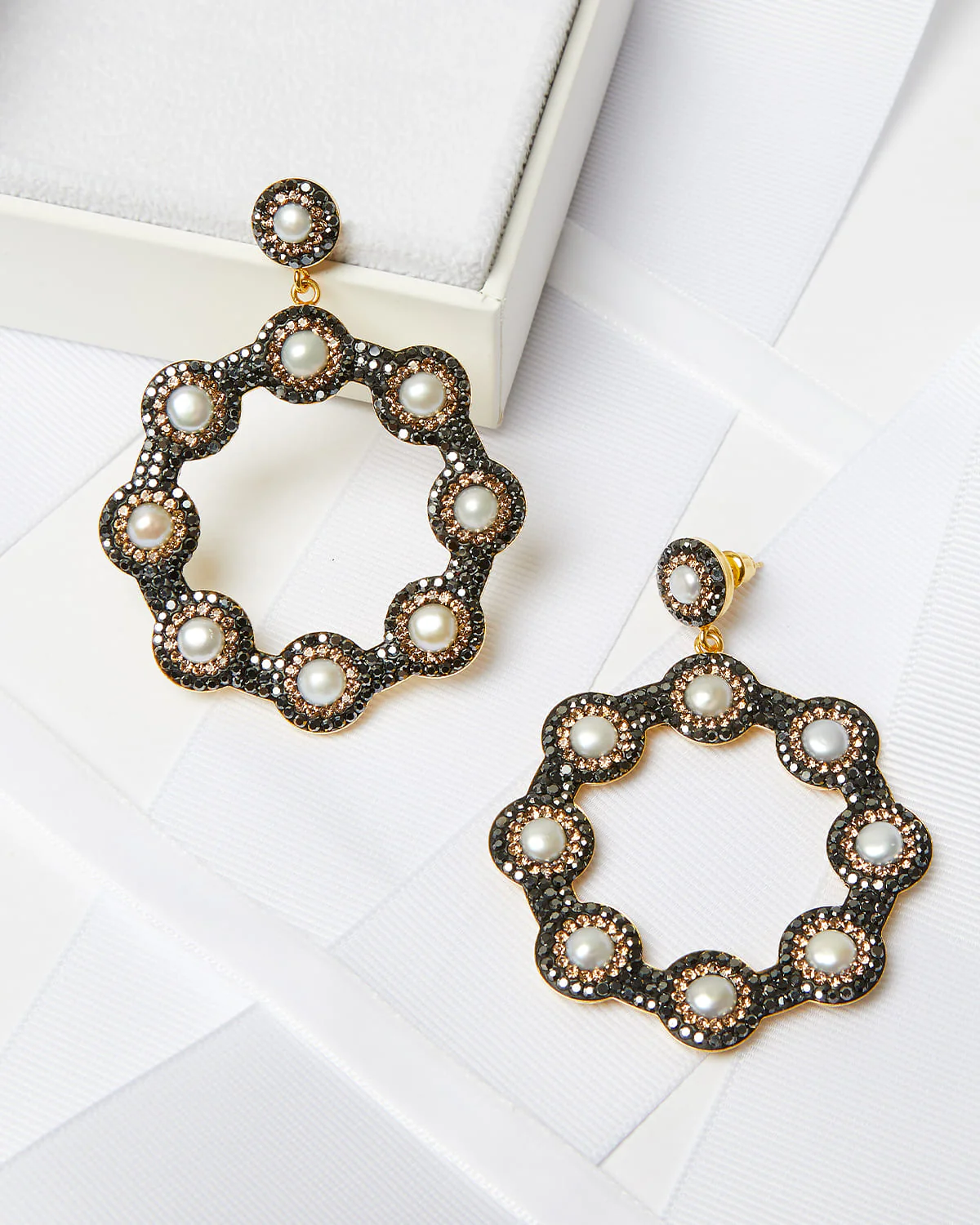 Baroque Pearl Hoop Earrings - Image 4