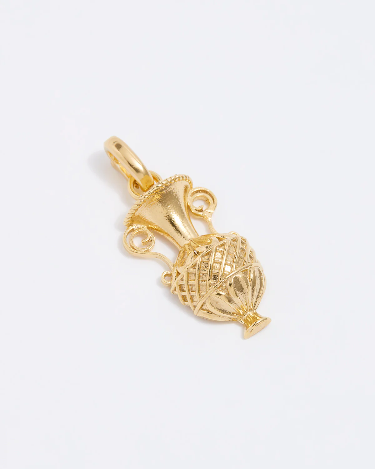 Daphne Oz X Soru Divine Feminine Antalya Amphora Charm