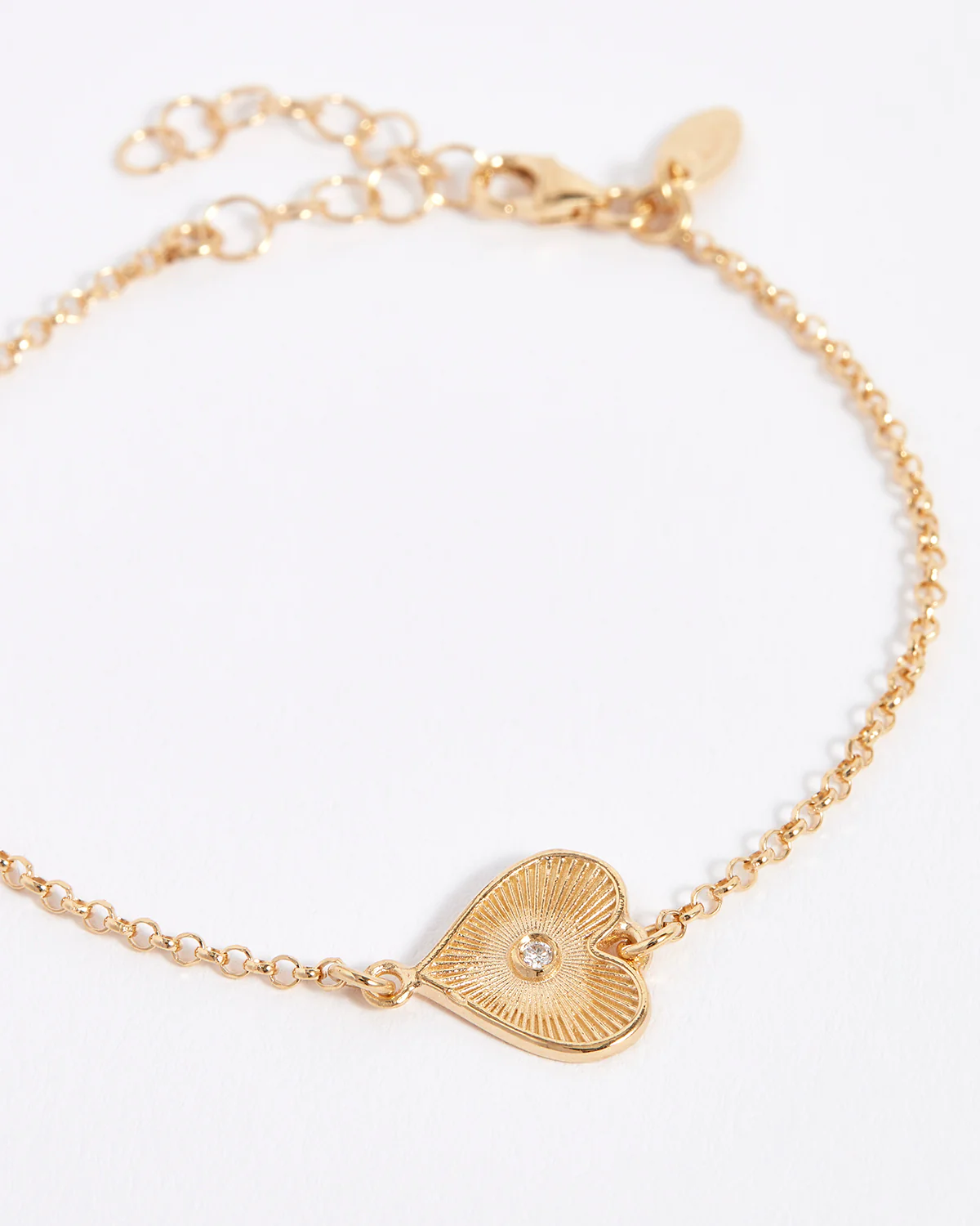 Heart Solid Gold & Diamond Bracelet - Image 3