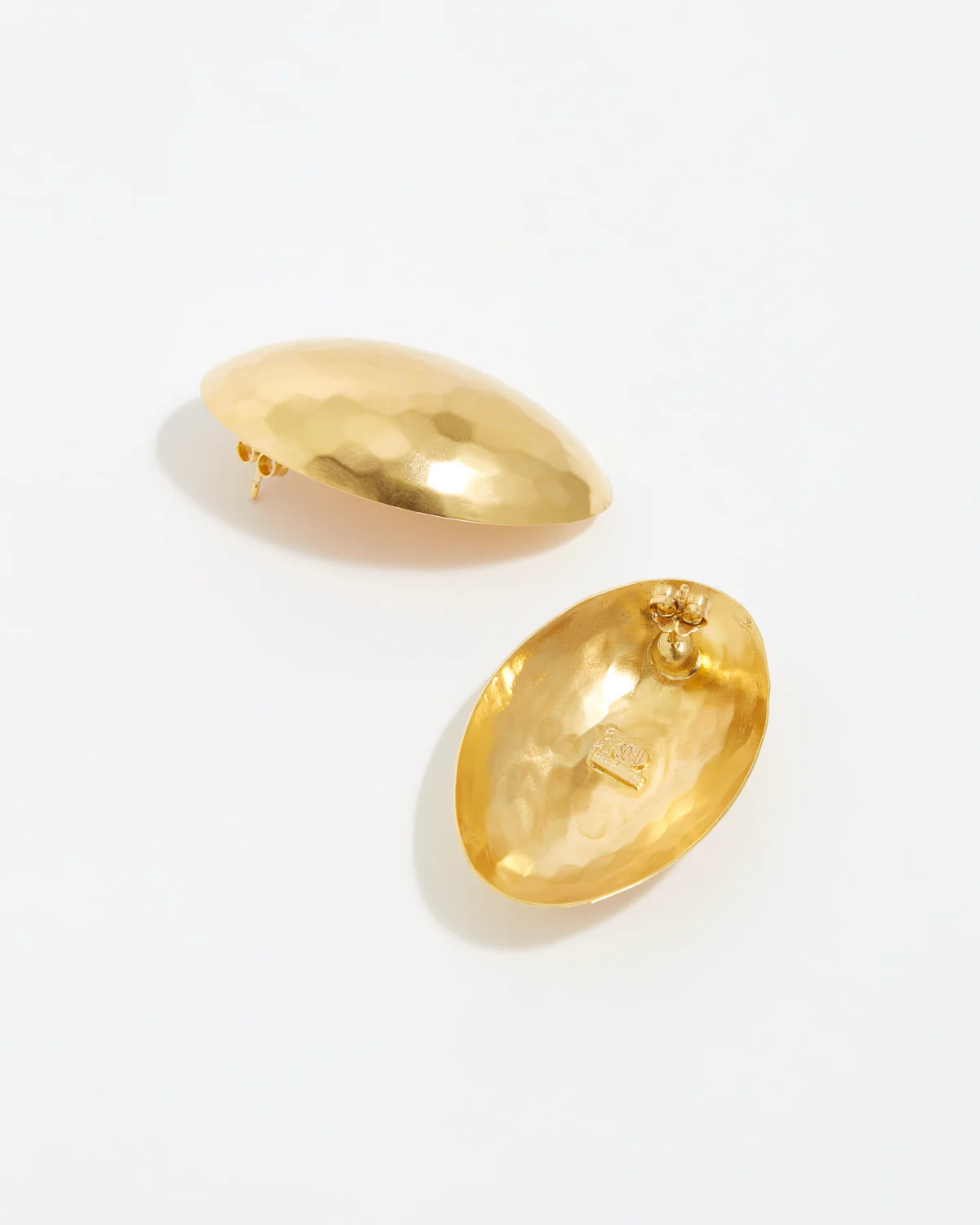 Mandorla Earrings, Gold - Image 3