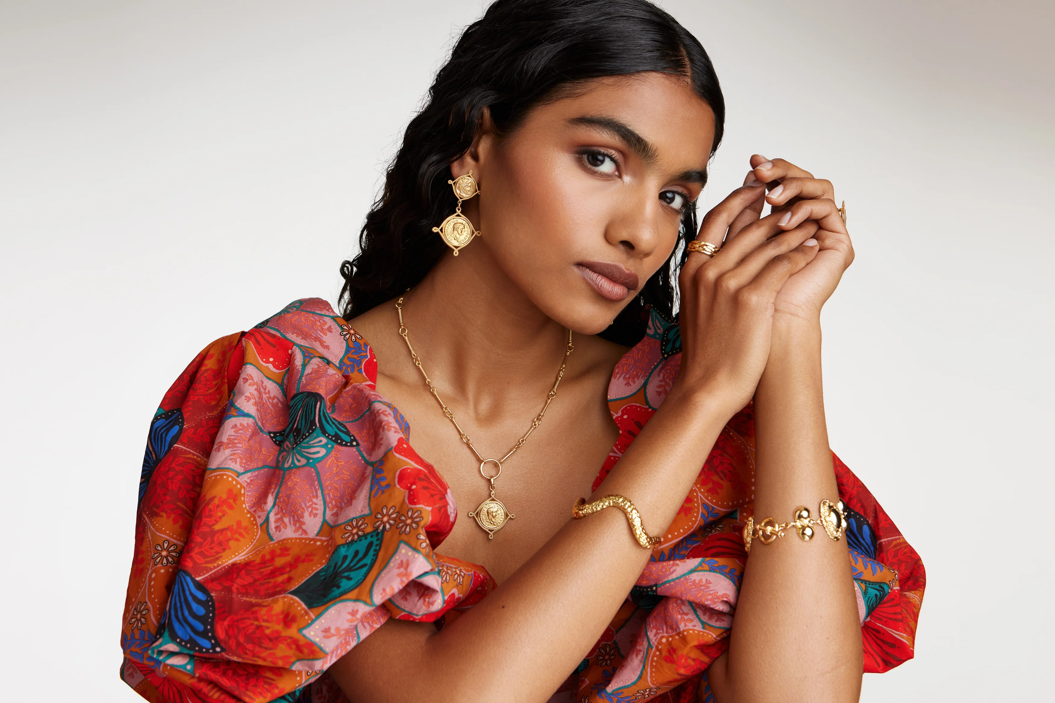 Medici Drop Earrings - Image 4