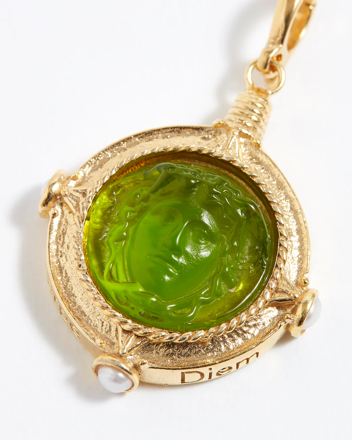 Protection Amulet Charm "Carpe Diem", Verde - Image 6