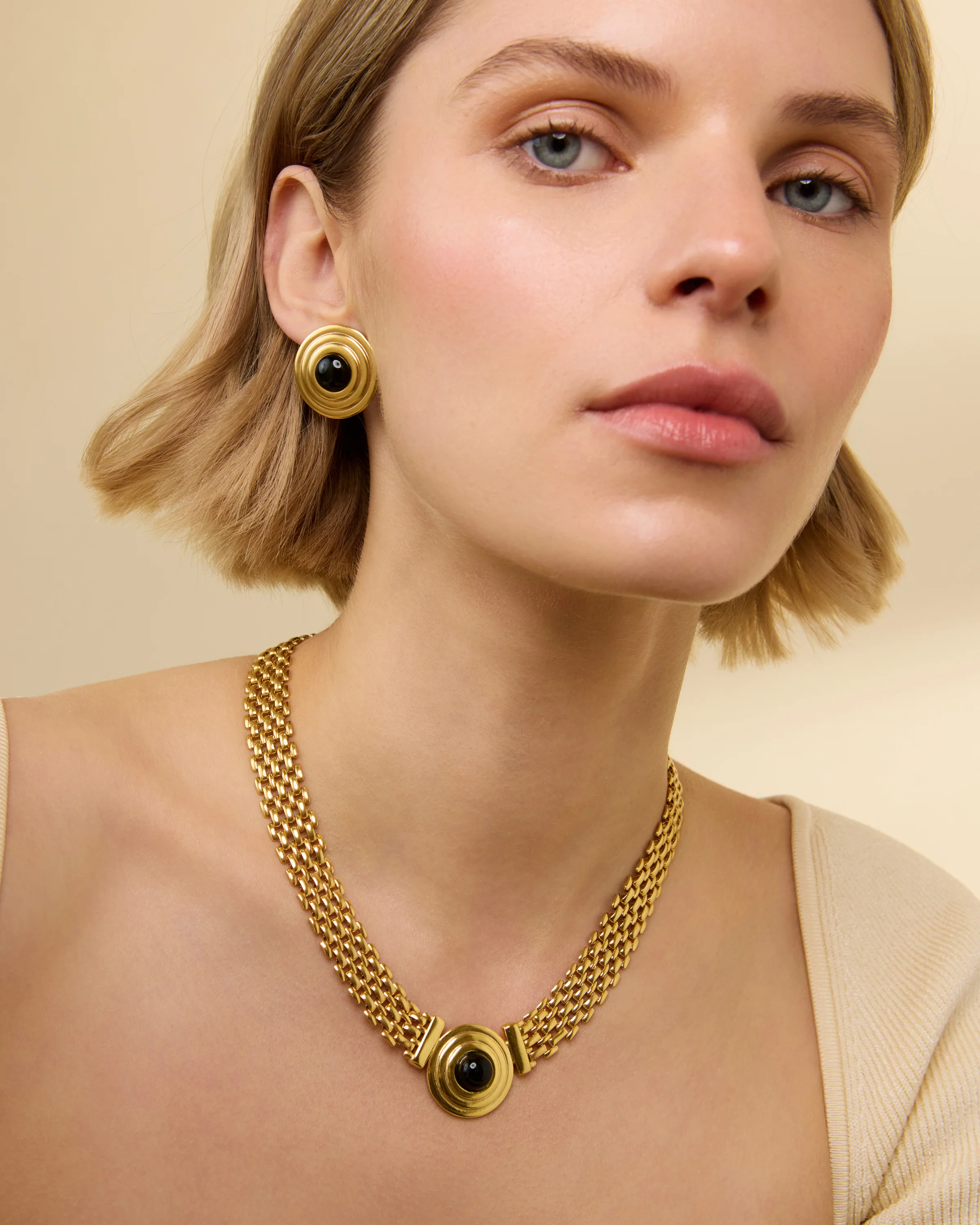 Roma Earrings, Onyx - Image 4