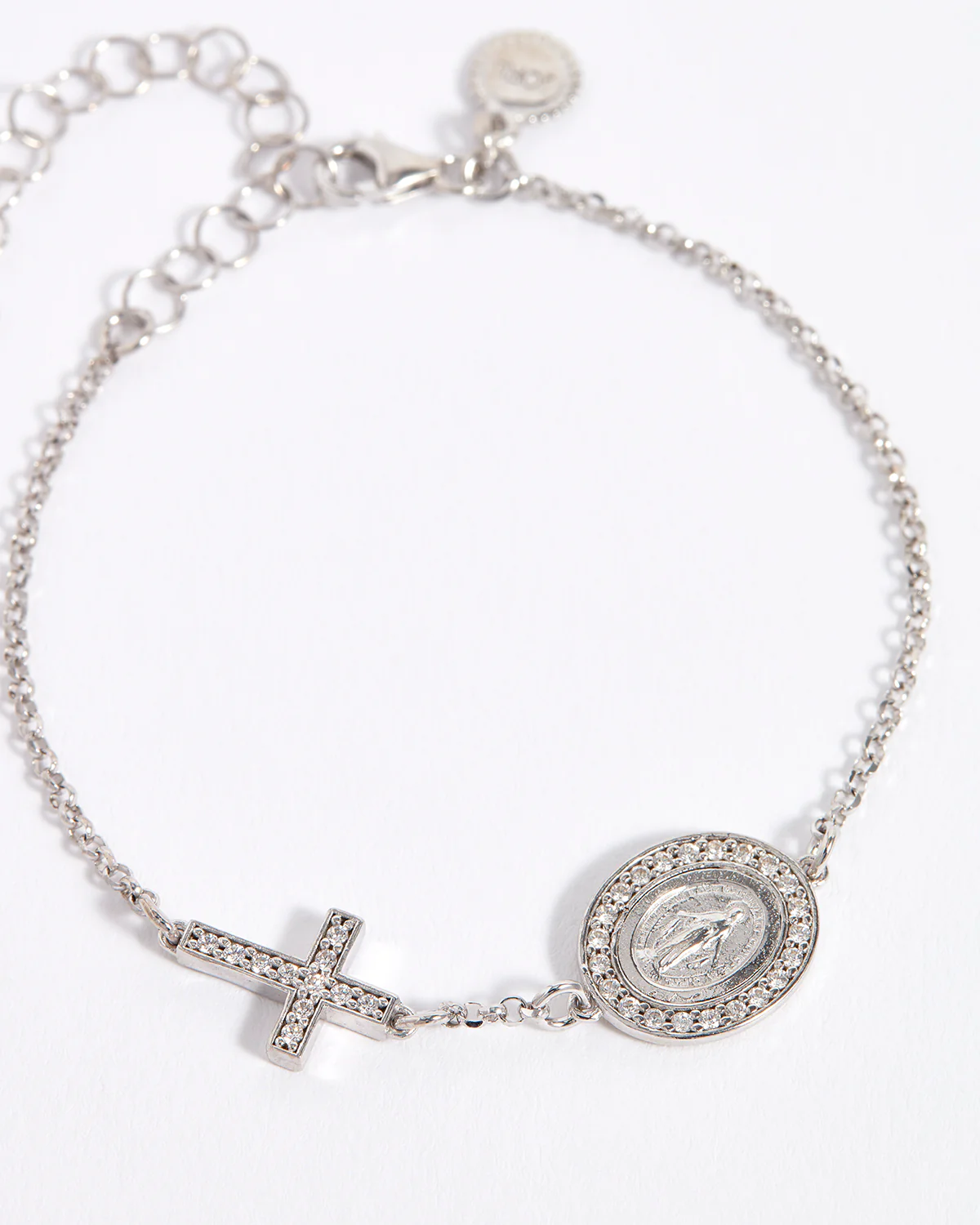 Solid White Gold Madonna Bracelet - Image 3